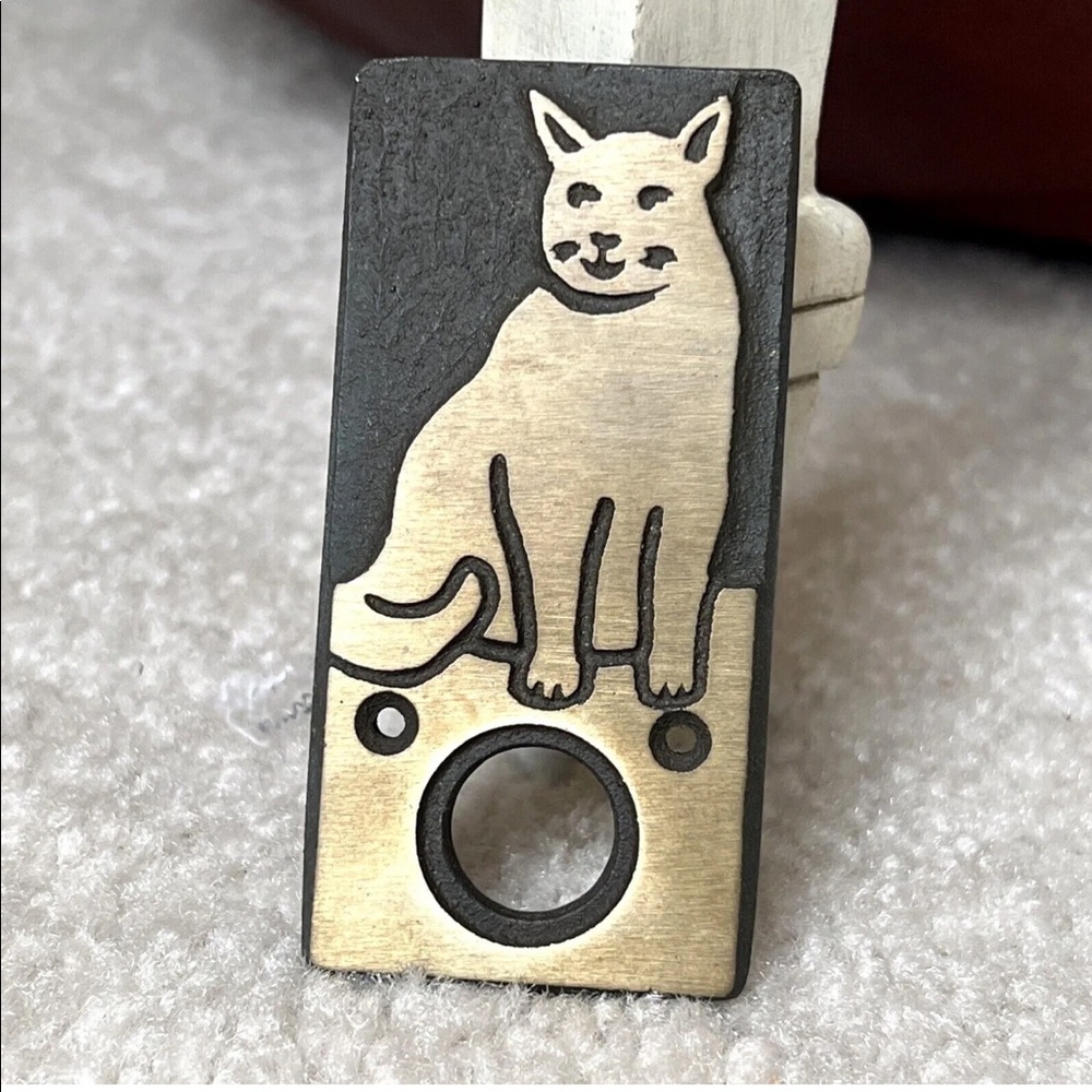 Solid Brass Kitty Cat Vintage Doorbell Cover Plate 3 3/8” x 1 5/8” NWOB